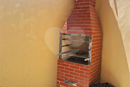 Casa à venda com 2 quartos no condomínio Vila da Prata I, Mogi das Cruzes - SP