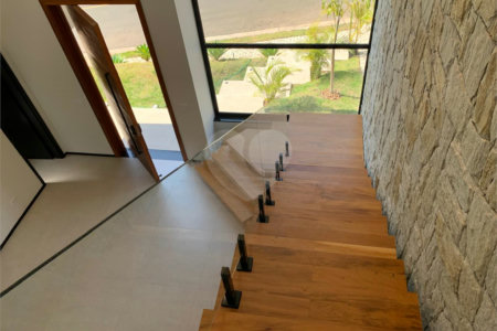 Casa à venda com 4 suítes no condomínio Reserva São Nicolau, Atibaia - SP