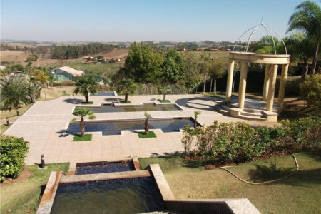 Casa à venda ou para alugar com 3 suítes no condomínio Jardim Vila Paradiso, Indaiatuba - SP