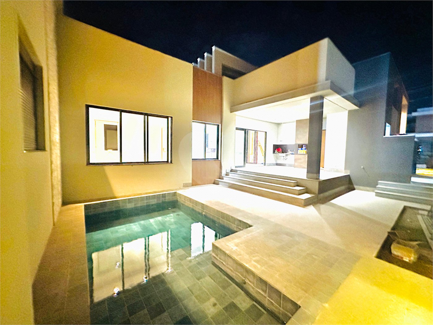 Casa à venda com 3 suítes no condomínio Villa Jardim, Cuiabá - MT
