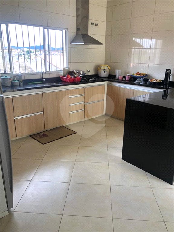 Casa à venda com 3 suítes em Mogi Moderno, Mogi das Cruzes, SP