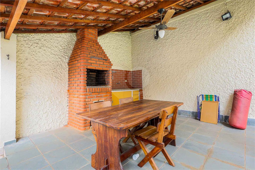 Casa Térrea à venda com 3 quartos, sendo 1 suíte, em Cidade Vargas, São Paulo, SP