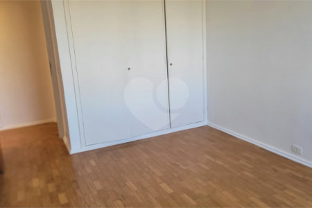 Apartamento para alugar com 3 quartos, sendo 1 suíte, em Jardim Europa, São Paulo, SP