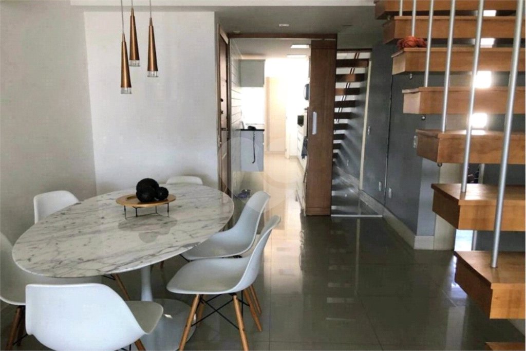 Cobertura à venda com 3 quartos, sendo 1 suíte,  em Tijuca, Rio de Janeiro, RJ