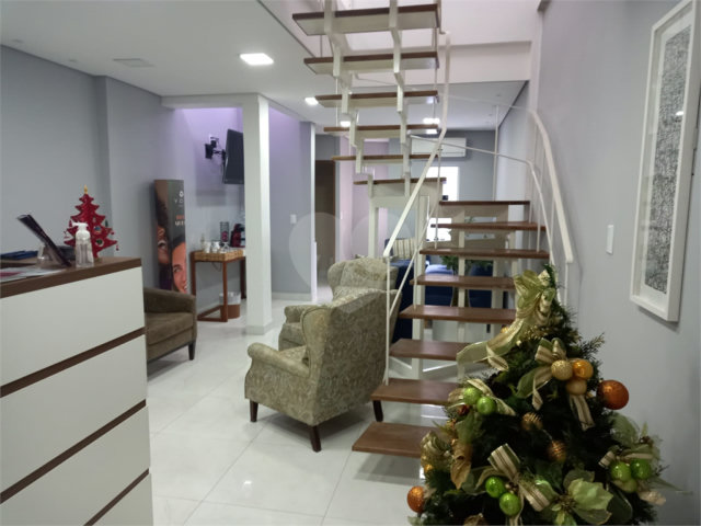 Sobrado à venda ou para alugar com 1 quarto em Chácara Santo Antônio (zona Sul), São Paulo, SP