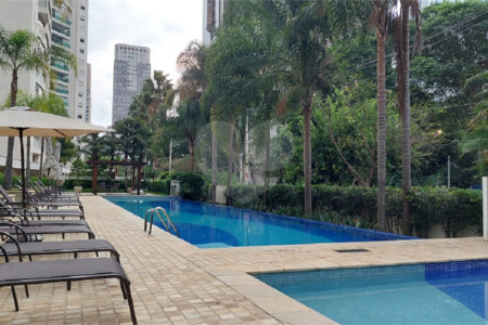 Apartamento à venda ou para alugar com 2 suítes em Brooklin, São Paulo, SP