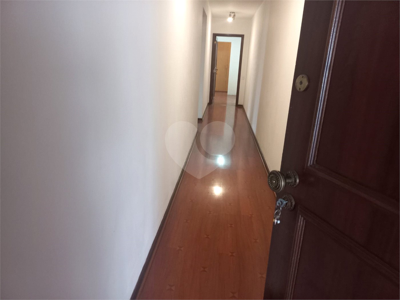 Apartamento à venda com 3 quartos, sendo 1 suíte, em Jardim Paulista, São Paulo, SP