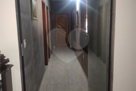 Casa à venda com 3 quartos, sendo 1 suíte, no condomínio Acmti - Colinas do Mosteiro, Terras de Itaici e Recanto dos Pássaros, Indaiatuba - SP