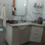 Casa à venda com 4 quartos, sendo 1 suíte, em Jardim Guadalajara, Sorocaba, SP