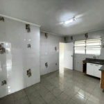 Apartamento 2 dormitórios + dependência, 1 vaga demarcada, no Campo Grande, Santos