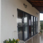Casa à venda com 3 quartos, sendo 2 suítes, no condomínio Outeiro das Flores, Itupeva - SP