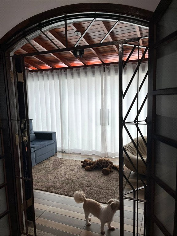 Sobrado à venda com 3 quartos, sendo 1 suíte, em Jardim Fernandes, São Paulo, SP