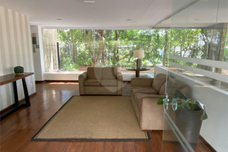 Apartamento à venda com 3 quartos, sendo 1 suíte, em Morumbi, São Paulo, SP