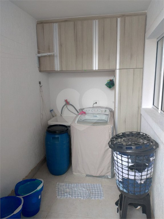Casa à venda com 2 quartos, sendo 1 suíte, no condomínio Residencial Karen, São Paulo - SP
