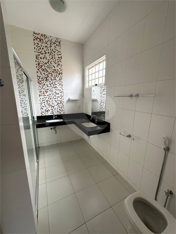 Casa à venda com 3 quartos, sendo 1 suíte, em Jardim Santa Marta, Cuiabá, MT