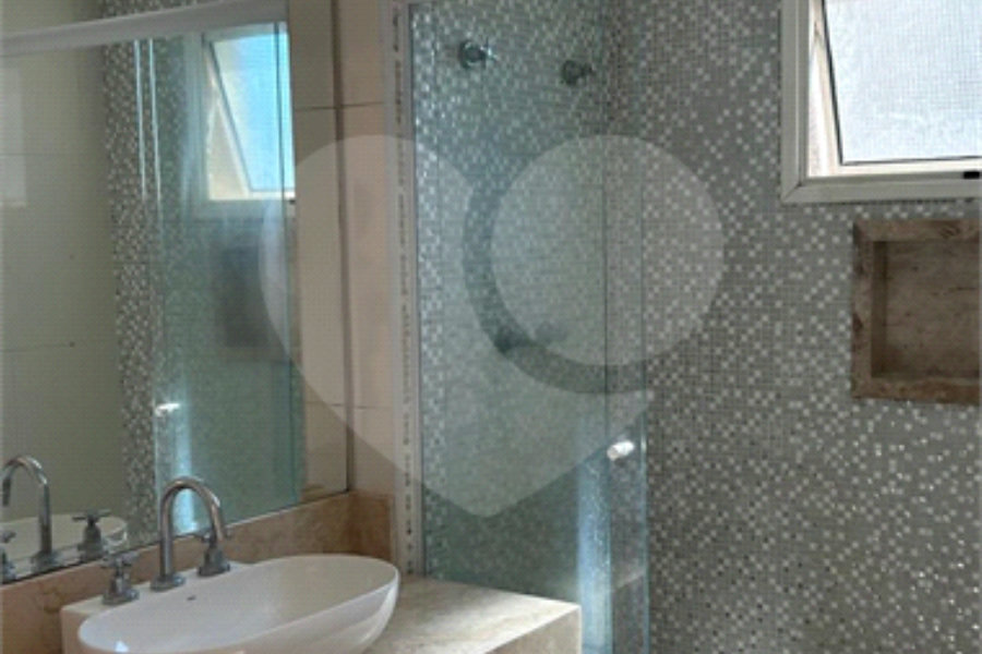 Apartamento para alugar com 3 suítes em Santana, São Paulo, SP