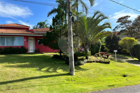 Casa à venda com 3 quartos, sendo 1 suíte, no condomínio Portal do Sabiá, Araçoiaba da Serra - SP