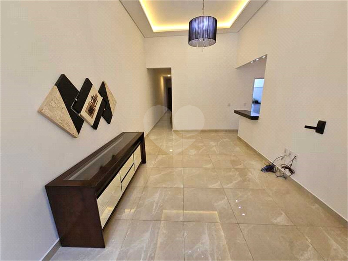 Casa à venda com 3 quartos, sendo 1 suíte, no condomínio Vista Verde, Indaiatuba - SP