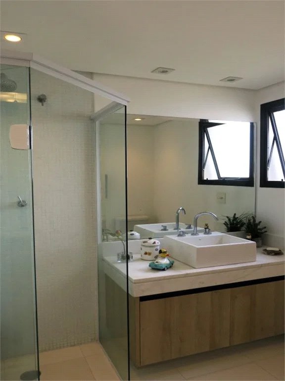 Apartamento à venda com 4 quartos, sendo 3 suítes, em Jardim Monte Kemel, São Paulo, SP