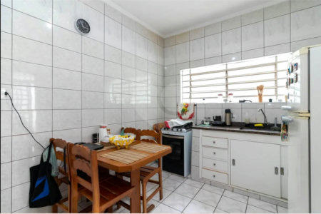 Sobrado à venda com 2 quartos, sendo 1 suíte, em Chora Menino, São Paulo, SP