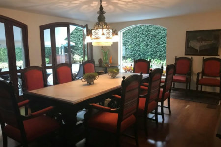 Casa à venda com 5 quartos, sendo 2 suítes, em Jardim Everest, São Paulo, SP