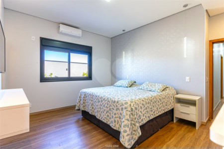 Casa à venda com 4 suítes no condomínio Residencial dos Lagos, Itupeva - SP