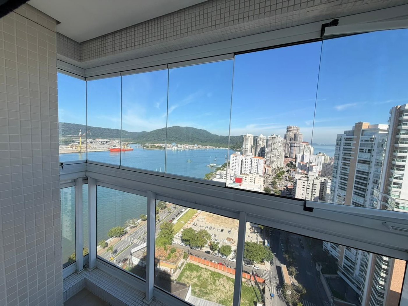 Apartamento com 3 dormitórios à venda, 189 m² por R$ 2.350.000,00 - Ponta da Praia - Santos/SP