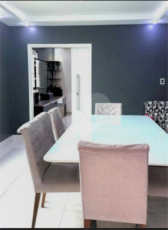 Casa à venda com 4 quartos, sendo 2 suítes, em Pinheiros, São Paulo, SP