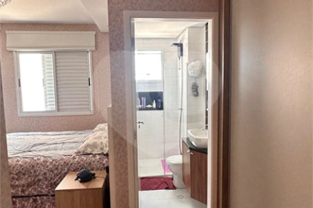 Apartamento à venda com 3 quartos, sendo 1 suíte, em Vila Santa Teresa, Santo André, SP