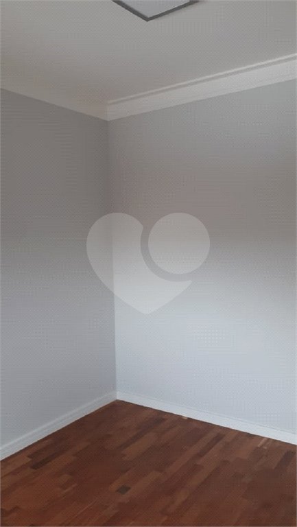 Apartamento à venda com 3 quartos, sendo 1 suíte,  em Jardim Vazani, São Paulo, SP