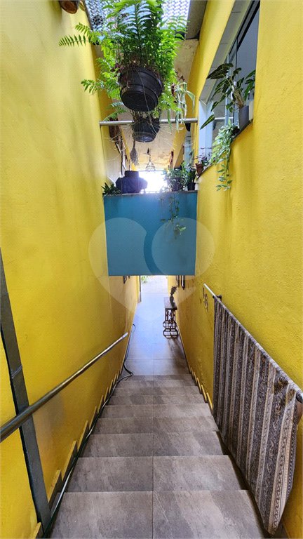 Sobrado à venda com 4 quartos, sendo 1 suíte, em Vila Romão, Salto, SP