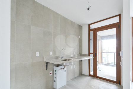 Apartamento à venda com 1 suíte em Vila Nova Conceição, São Paulo, SP