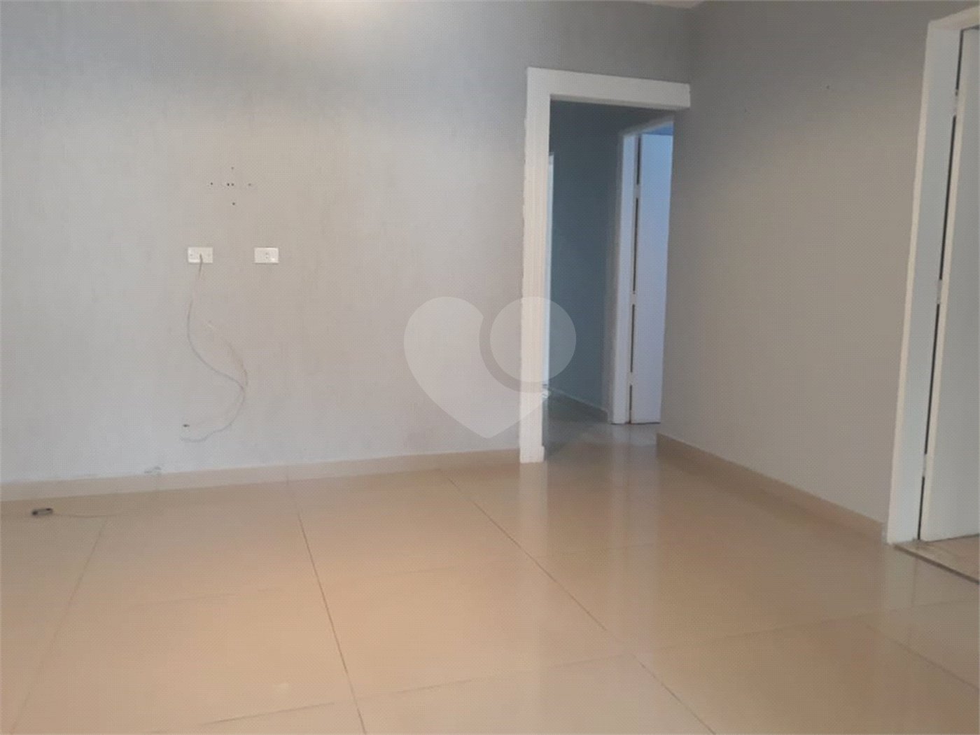 Casa Térrea à venda com 4 quartos, sendo 1 suíte, em Nova Mairinque, Mairinque, SP