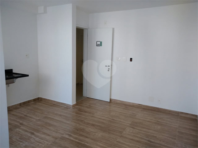 Apartamento para alugar com 2 quartos, sendo 1 suíte,  em Jardim Europa, São Paulo, SP