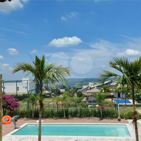 Casa à venda ou para alugar com 4 quartos, sendo 1 suíte, no condomínio Colinas de Inhandjara, Itupeva - SP