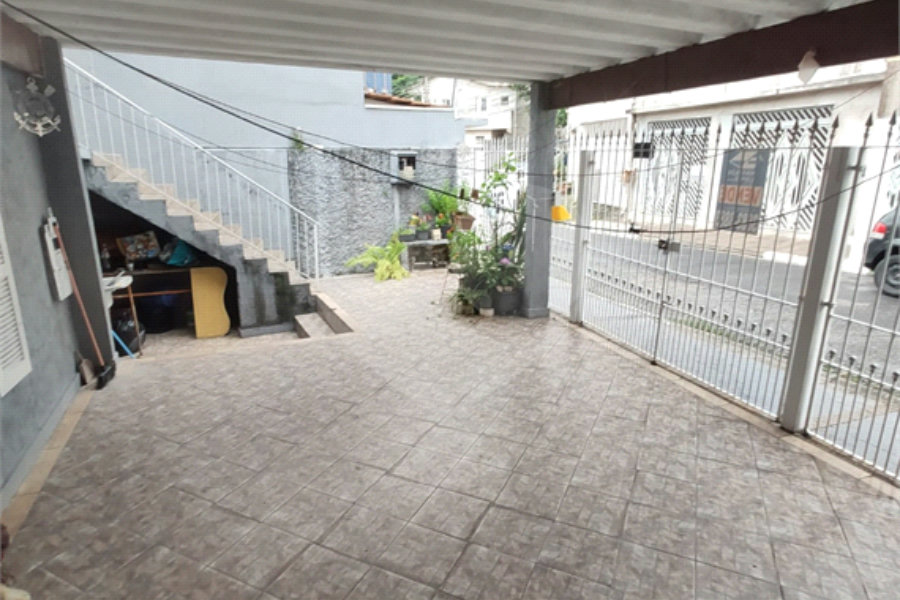 Sobrado à venda com 3 quartos em Parada Inglesa, São Paulo, SP