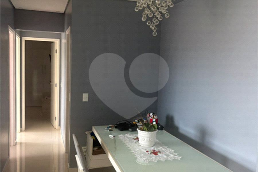 Apartamento à venda com 3 quartos, sendo 1 suíte, em Jardim Leonor Mendes de Barros, São Paulo, SP