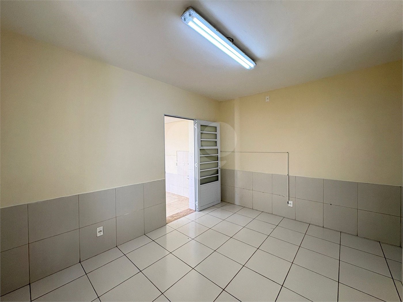 Casa para alugar em Vila Vitória, Mogi das Cruzes, SP
