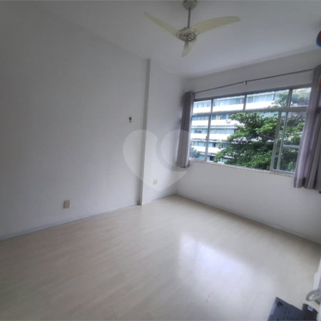 Apartamento à venda com 2 quartos, sendo 1 suíte,  em Tijuca, Rio de Janeiro, RJ
