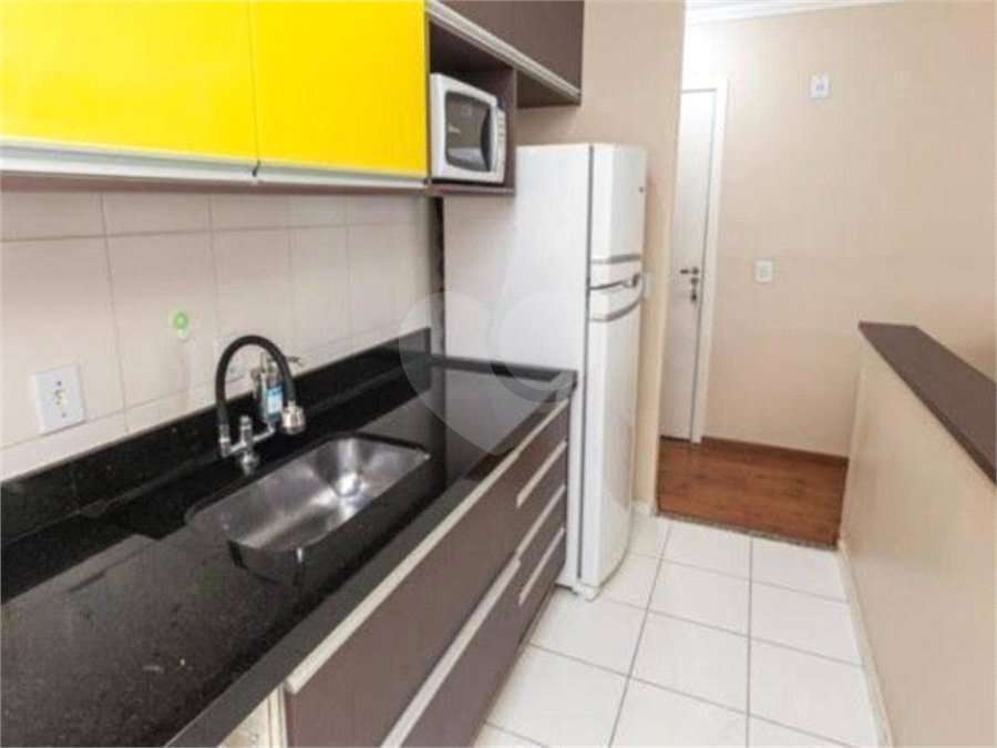 Apartamento à venda com 2 quartos em Jardim Ísis, Cotia, SP