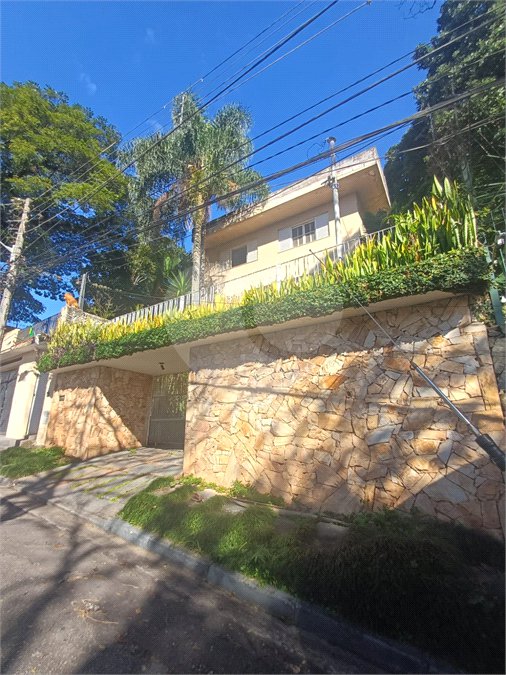 Sobrado à venda com 5 suítes em Vila Albertina, São Paulo, SP