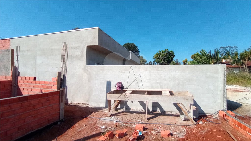 Casa à venda com 2 quartos em Vila Progresso, Itapetininga, SP
