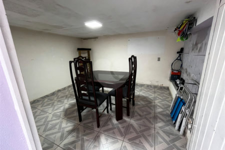 Casa à venda com 3 quartos, sendo 2 suítes, em Vila Regina, Itapetininga, SP