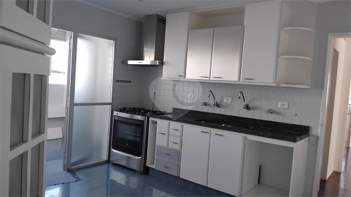 Apartamento à venda ou para alugar com 3 quartos, sendo 1 suíte, em Itaim Bibi, São Paulo, SP