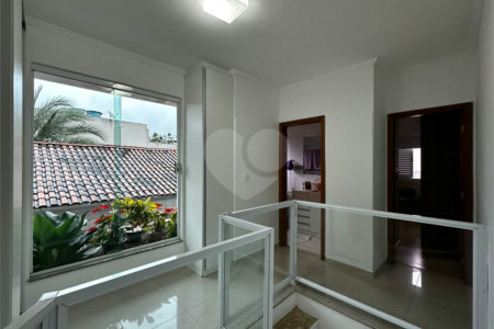 Sobrado à venda com 3 quartos, sendo 1 suíte, em Jardim da Saúde, São Paulo, SP