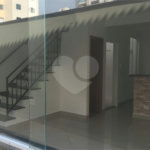 Casa à venda ou para alugar com 2 suítes no condomínio Santa Teresinha, São Paulo - SP