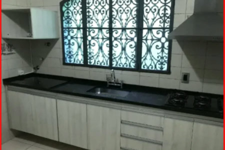 Sobrado à venda com 3 quartos, sendo 1 suíte, em Ferreira, São Paulo, SP