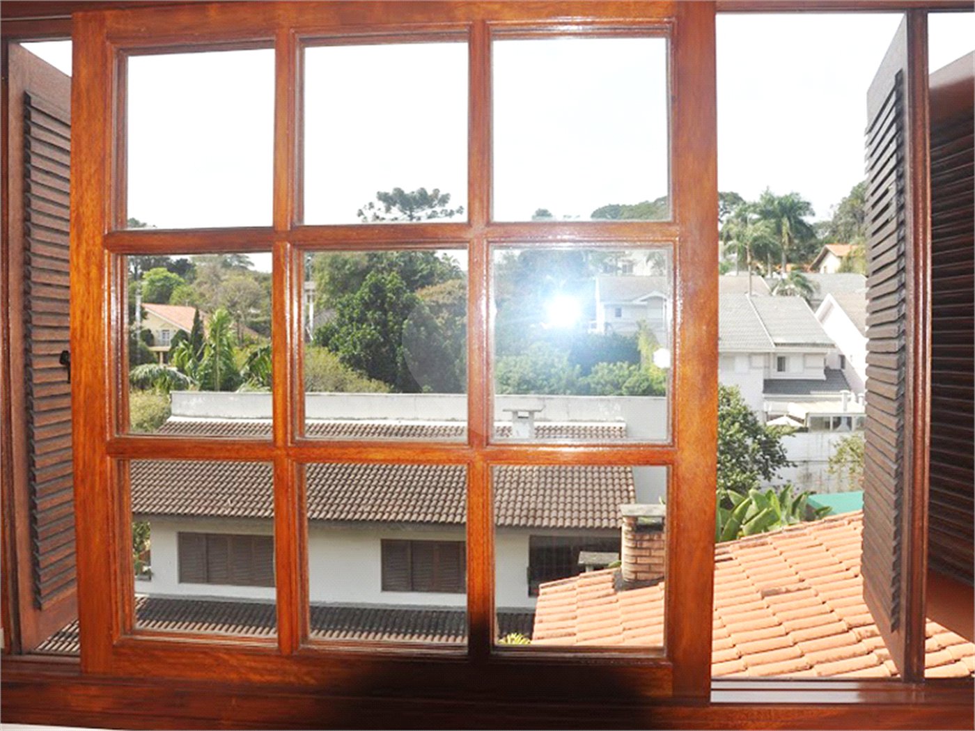 Sobrado à venda com 4 quartos, sendo 2 suítes,  em Alto da Boa Vista, São Paulo, SP