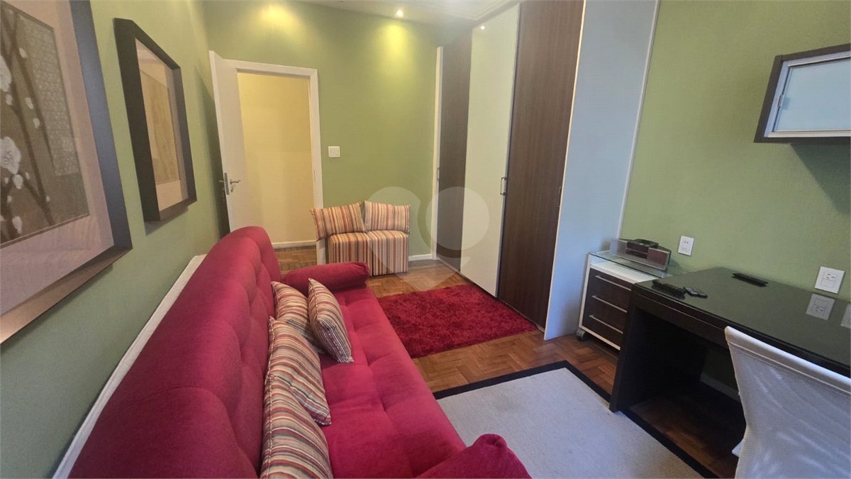 Apartamento à venda com 3 quartos, sendo 1 suíte, em Copacabana, Rio de Janeiro, RJ