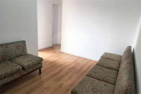 Apartamento à venda com 2 quartos em Jardim Ivana, São Paulo, SP
